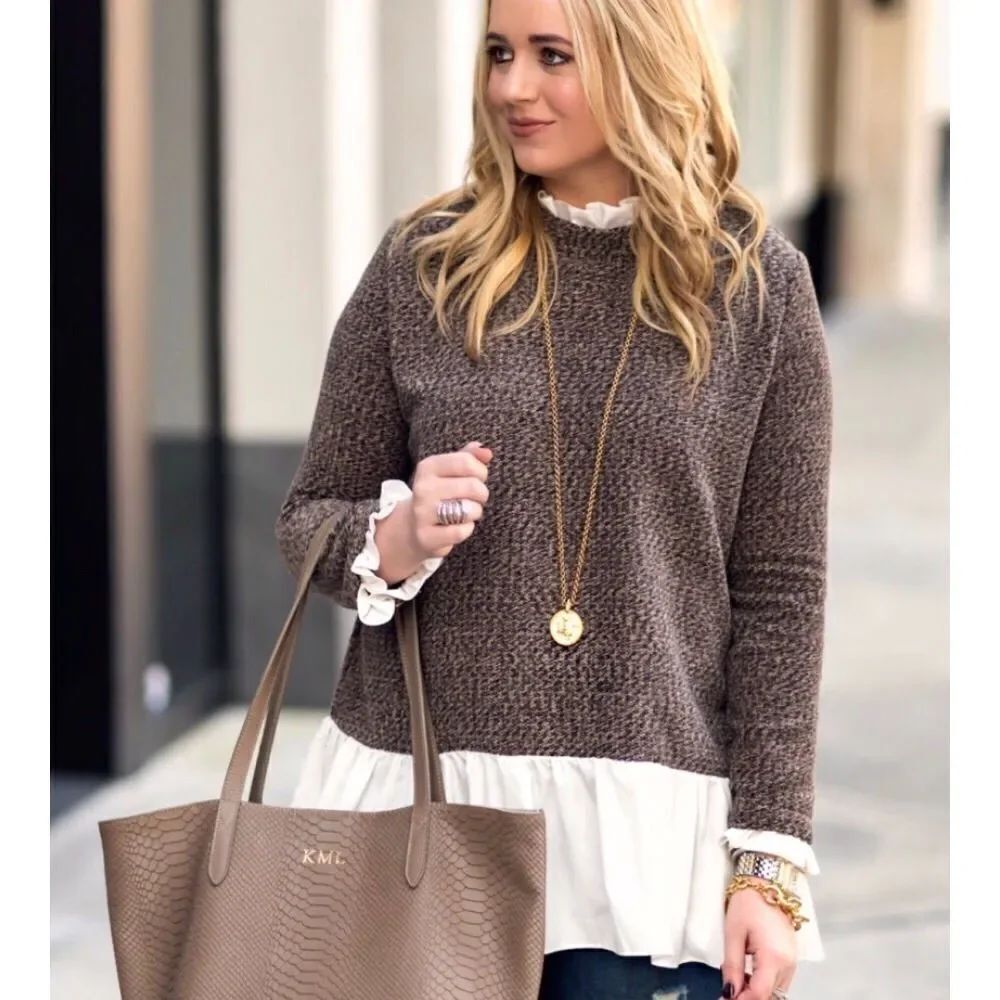 ✨Brown White Long Sleeve Color Block Sweater✨